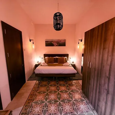 Apartman Square House By Holi Birgu