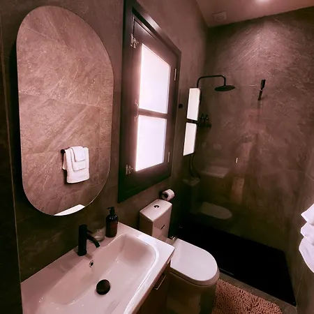 Square House By Holi Casa de Férias Birgu