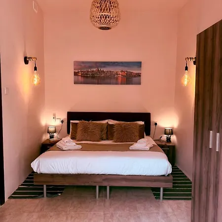 Square House By Holi Casa de Férias Birgu