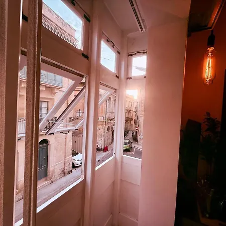 Prázdninový dům Square House By Holi Birgu