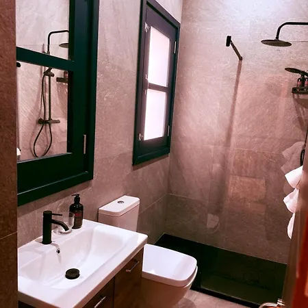 Square House By Holi Casa vacanze